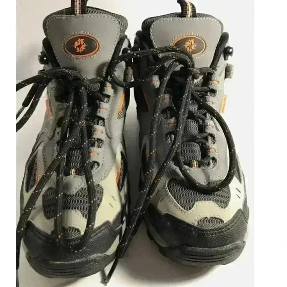 Nevados hiking boots  - Picture 1 of 8